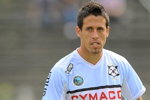 Javier Cabrera hizo su retorno tras siete meses al margen por una dura lesión. 