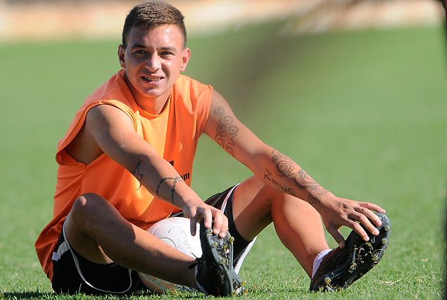 Adrián Colombino ingresará en Wanderers en lugar de Santiago Martínez, suspendido. 