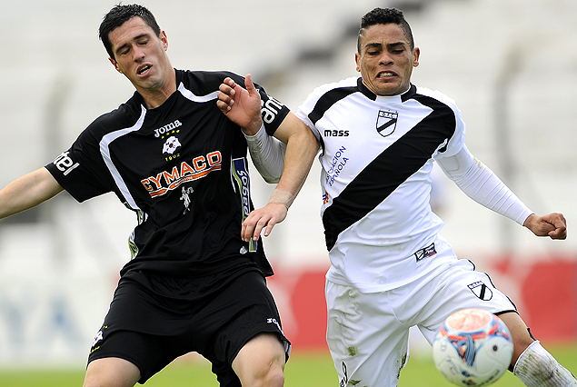 Wanderers y Danubio juegan el domingo en el Estadio Franzini a las 16 hs. (VTV)