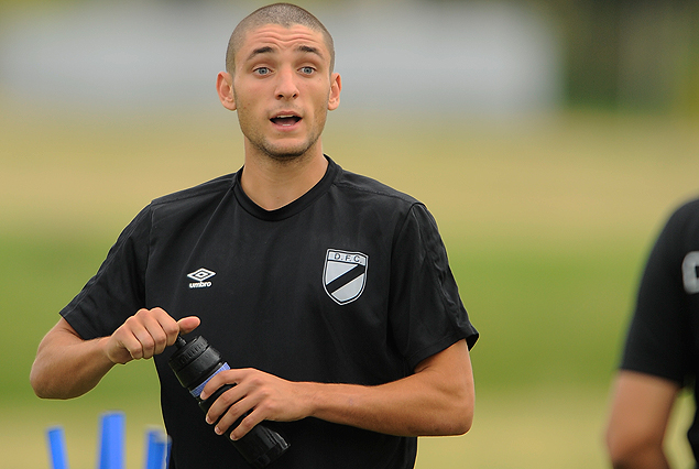 Gastón Faver titular ante Wanderers por Jorge Zambrana