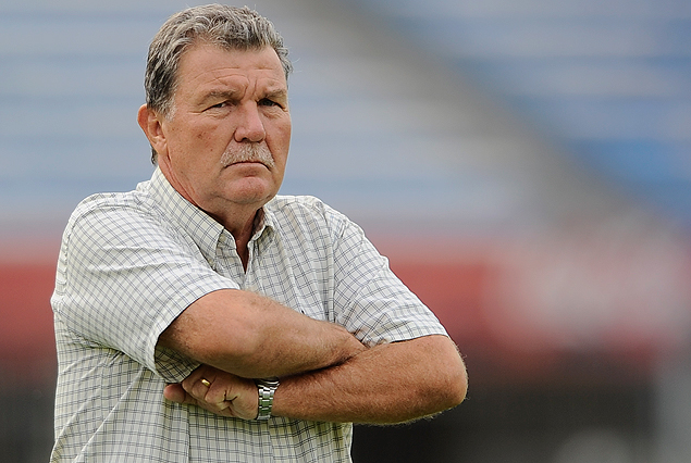 Raúl Moller, el entrenador de El Tanque, sostuvo: "El tercer gol era de nocaut, pero logramos revertirlo"