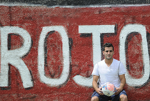 Rodrigo por el lateral izquierdo ya piensa en Rentistas, el "rojo" del Cerrito será su próximo rival.