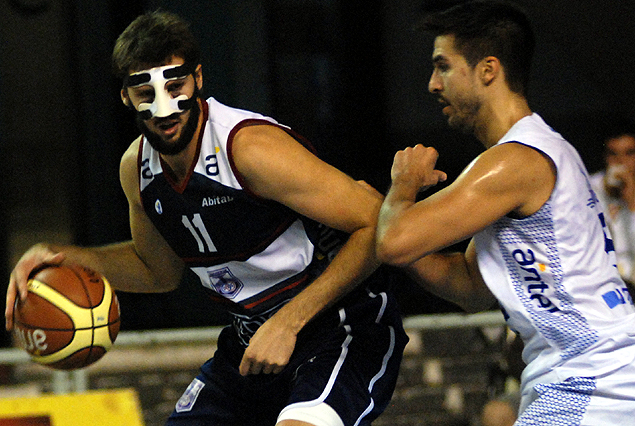 Defensor Sporting aplastó a Biguá 69-47