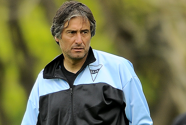 Alejandro Apud, entrenador de Sud América. 
