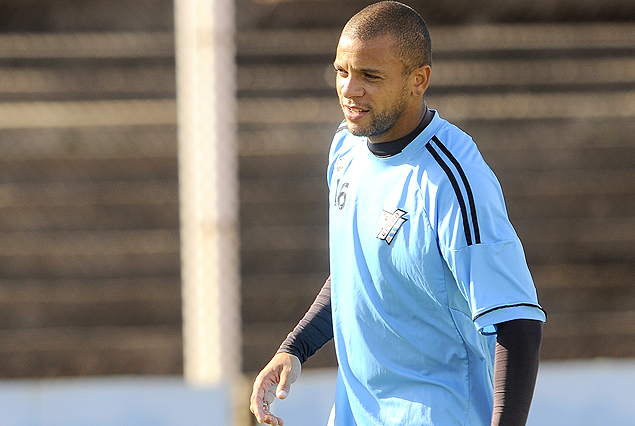 Daniel Leites sufre una contractura que lo saca del equipo. 