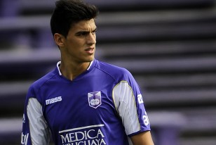 Matías Malvino, jugador de Defensor Sp., arquero circunstancial y flamante directivo de Goes.