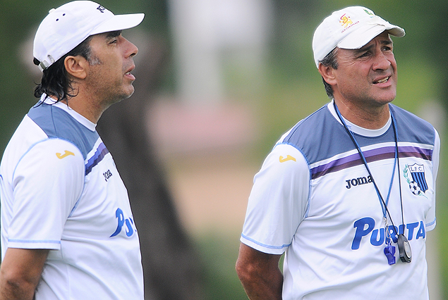 Sergio Panzardo y Eduardo Favaro, dupla técnica negriazul. 