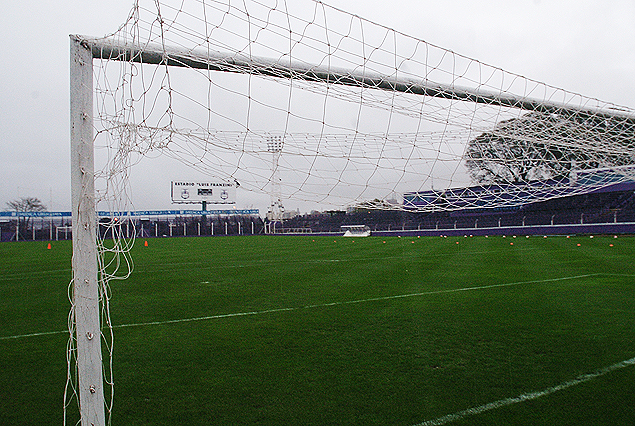 La cancha del Estadio Luis Franzini espera la primera final por el Campeonato Uruguayo.