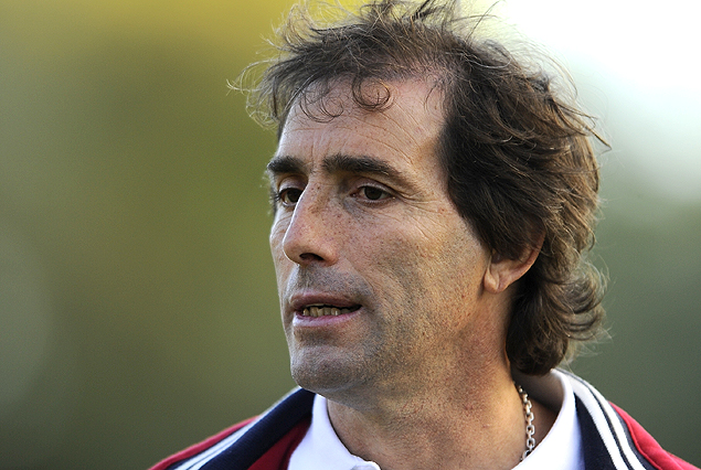 Guillermo Almada con futuro en el fútbol árabe.