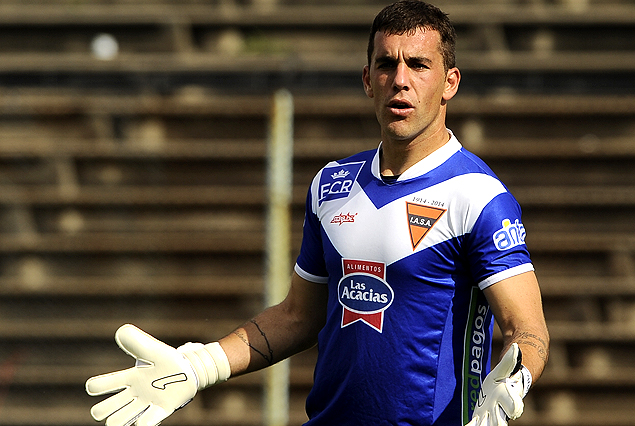 Javier Irazún, el buen arquero anaranjado, está muy cerca de emigrar. Italia, sería su destino.