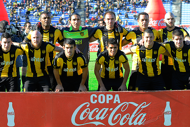 Peñarol tendrá a Jorge Wilstermann como primer rival de la Copa Sudamericana. 