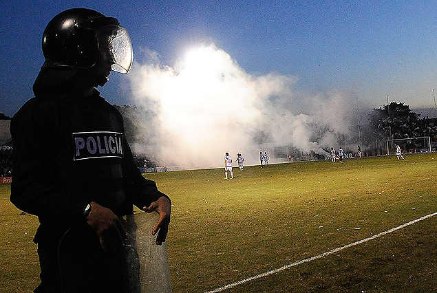 Las vengalas en el arco que defendía Ichazo en el segundo tiempo.