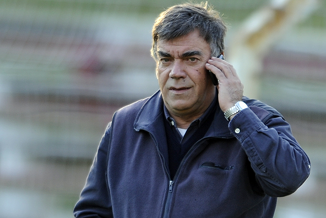 El Presidente de River Plate Alvaro Silva, visitó el lunes por la mañana al plantel en Villa Colón y habló con ellos.