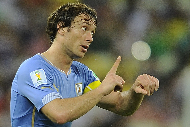 Diego Lugano es anunciado en el Genoa italiano.