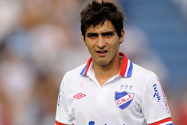 Maximiliano Calzada vuelve a ser noticia ante la posibilidad de pase. 