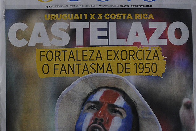 La tapa del diario "O Povo"  de Fortaleza, la goza con el triunfo de Costa Rica.
