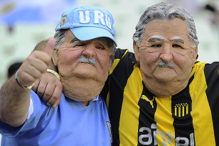 Los dos "Pepe" Mujica que estaban en el "Castelao".