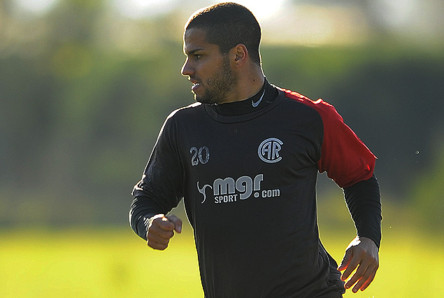 Nicolás Raguso fue titular en los bichos colorados. 
