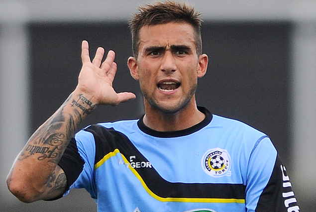 Matías Saavedra, vuelve del préstamo en Torque, pero con mucha chance de emigrar.