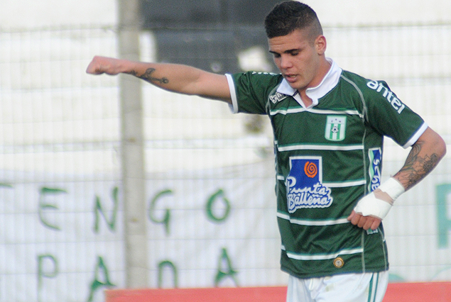 Agustín Gutiérrez, por primera vez en su vida, marcó 4 goles. Una tarde que no olvidará jamás. Fue frente a Danubio en Jardines.