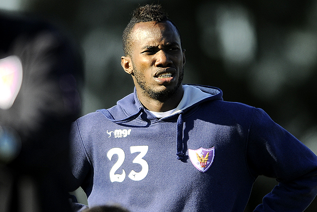 Cecilio Waterman es opción de variante arriba.