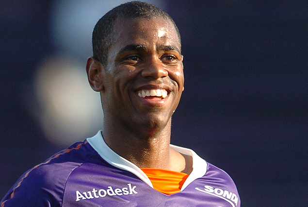 Diego Rolán, dos goles para el Bordeaux de Francia.