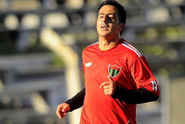 Gastón Machado al firme en la formación de El Tanque Sisley..