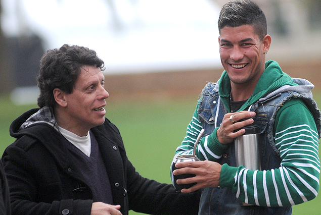 El gerente de Sud América, Miguel messones, junto a Nicolás Royón, viajaron a Buenos Aires para cerrar el pase a Atlético Rafaela. 