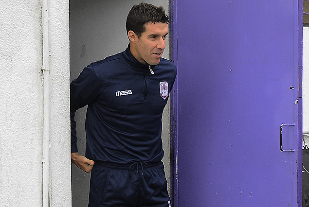 Andrés Scotti en su primer día de violeta en el Franzini.