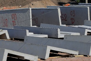 Las obras en las Tribunas, el pilotaje y el montaje.