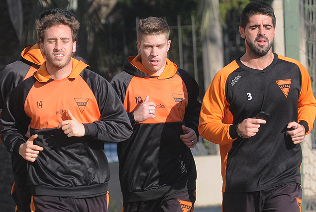 El plantel anaranjado trabajó el martes en el Prado, donde el grupo se oxigenó.