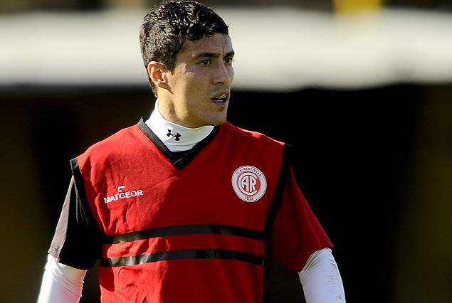 José Varela será titular en Rentistas. 