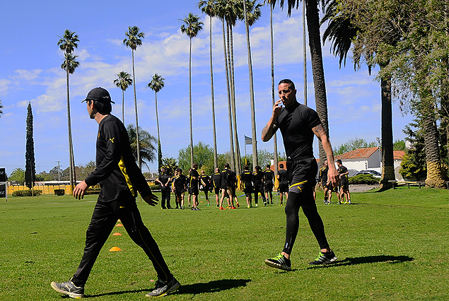 El arquero Pablo Migliore y el Prof. Sebastián Roquero en Los Aromos. 