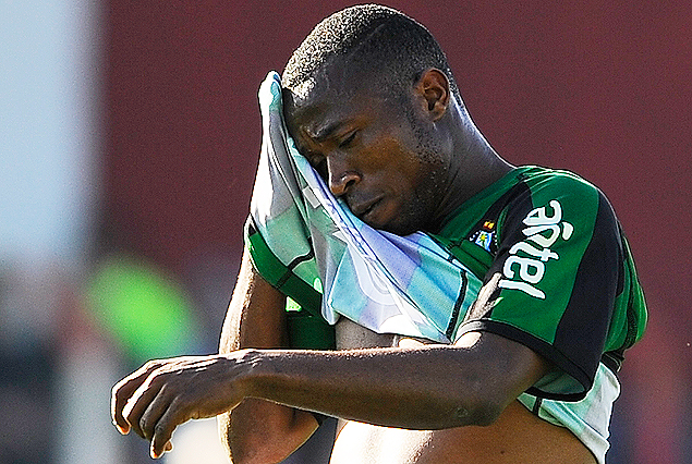 Miguel Murillo con traumatismo, consecuencia del partido con Peñarol. 