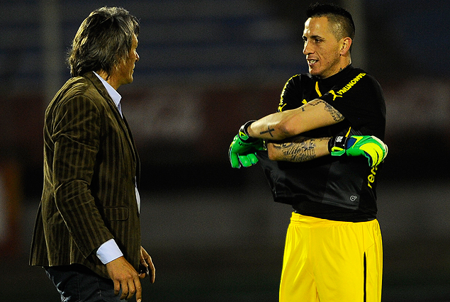 Jorge Vivaldo se llevó de recuerdo la camiseta de su compatriota Pablo Migliore.