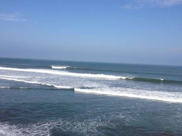 Así estuvieron las olas hoy en el día 1, con olas de dos metros. Mañana el pronóstico oficial indica que el mar crecerá aún más...Foto: Alas