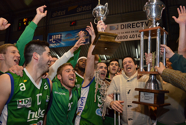 Urunday Universitario Campeón del Metro 2014.