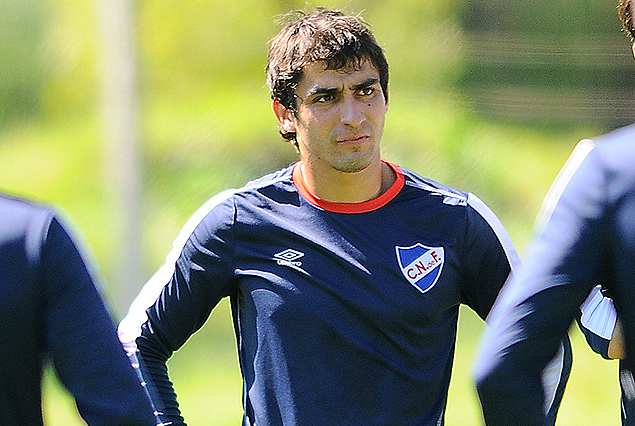 Maximiliano Calzada vuelve al medio tricolor.