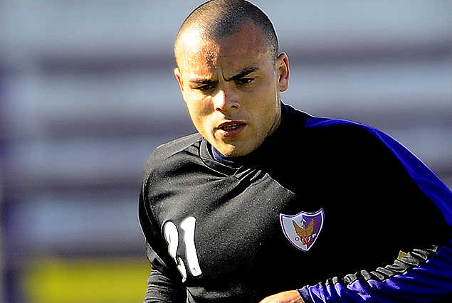 Diego Blanco que viene de ser titular ante Wanderers, pelea un lugar con Facundo Bone.