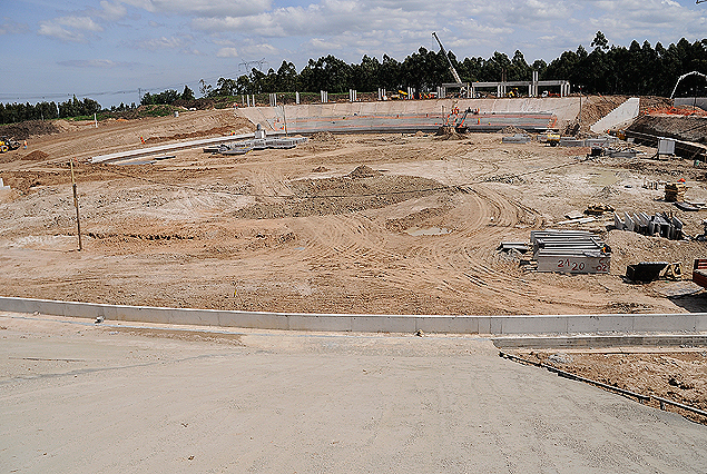 El movimiento de tierra en la Olímpica rumbo a la colocación de las gradas.