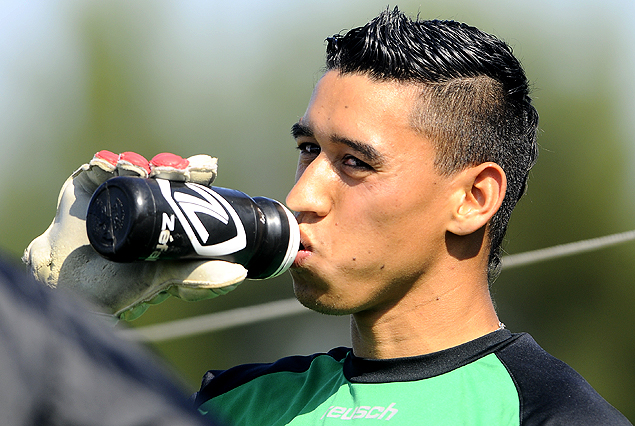 Johny Da Silva al firme en el arco fusionado. 