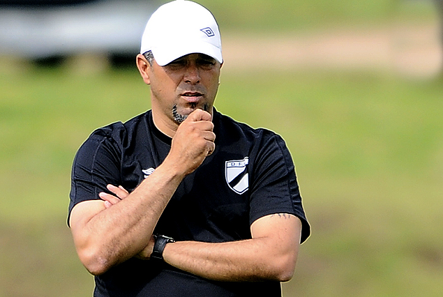 Leo Ramos planificó la semana de Danubio con amistoso el viernes.