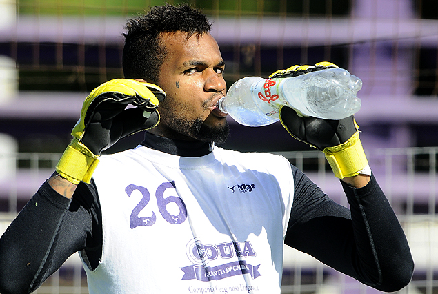 Luis Mejía con chance de volver al arco titular.