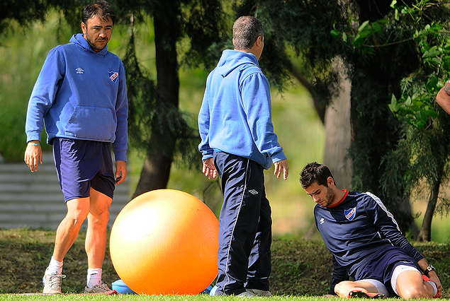 Alvaro Recoba y Gastón Pereiro trabajaron en forma diferenciada, pero ambos estarán a la orden. 