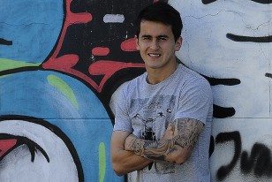 "Cuando era chico quería ser un jugador como Forlán. Después que uno va creciendo es muy difícil no querer parecerse a Messi, salvando las distancias"