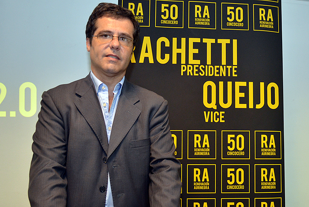 El Dr. Ricardo Rachetti, candidato a la presidencia de Peñarol, en la presentación del proyecto de la lista 50CINCOCERO.