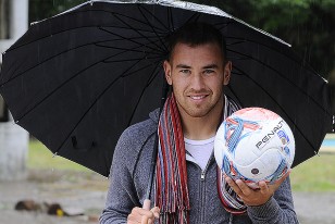 "Mi ídolo es Martín Palermo, por cómo se movía y cabeceaba"