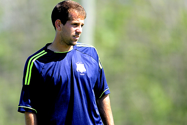 Diego Riolfo será evaluado este viernes para ver si puede estar a la orden.