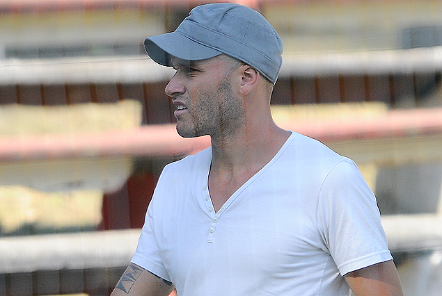 Nicolás Gentilio se dislocó el hombro derecho y no estará en el banco el domingo ante Fénix.