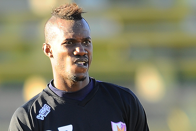 Cecilio Waterman será titular en el albivioleta frente a Racing.